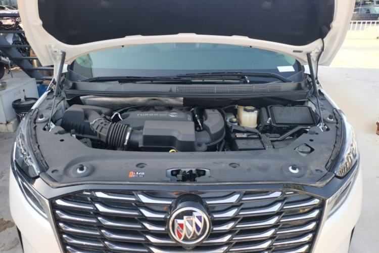 Used Buick GL8 2023 ES Lu Zun Comfort Model Engine Bay