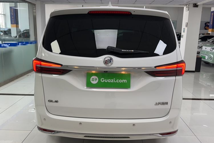 Used Buick GL8 2023 Facelifted Land Cruiser Executive Luxury Version Exterior 1