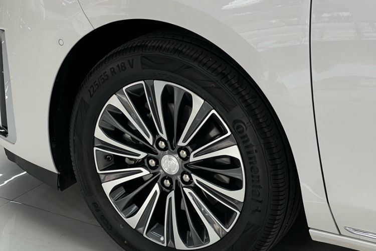 Used Buick GL8 2023 ES Lu Zun Luxury Edition and Yue Version Exterior 2