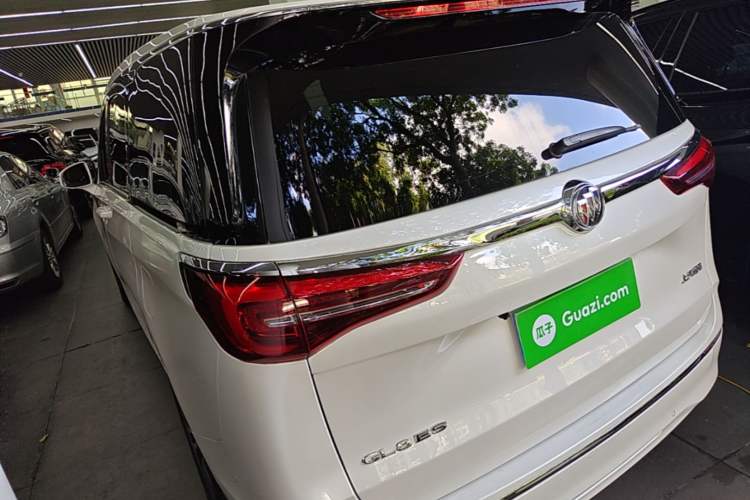 Used Buick GL8 2023 ES Lu Zun Deluxe Model Exterior 2
