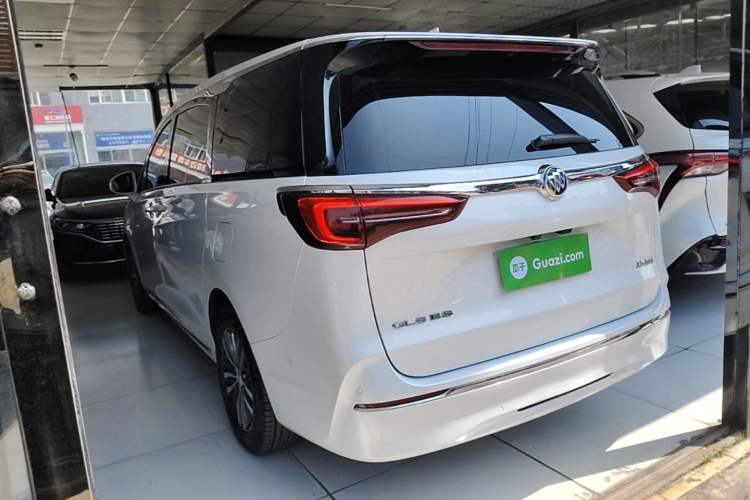 Used Buick GL8 2023 ES Lu Zun Deluxe and Yue Edition Exterior 2