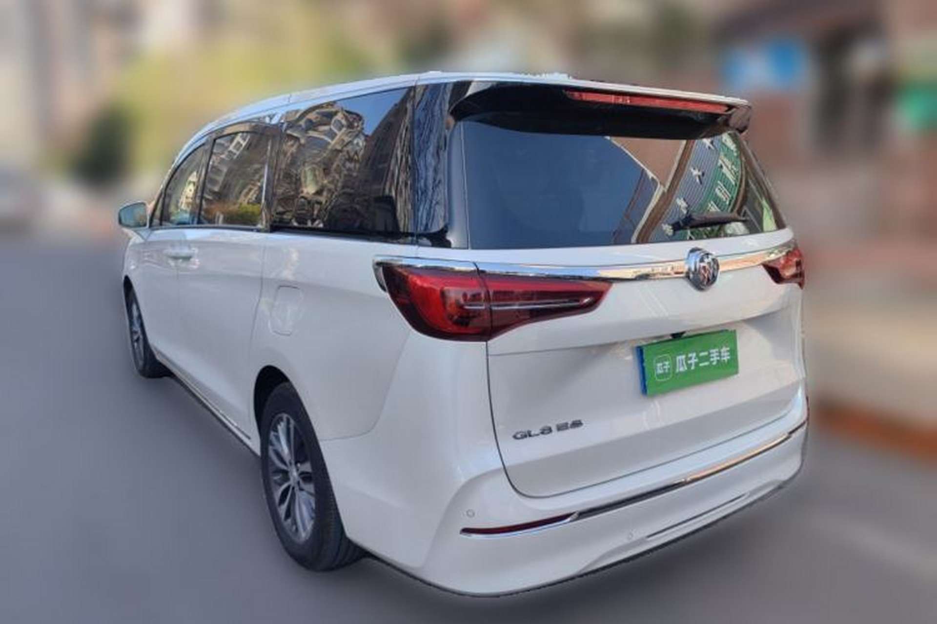 Used Buick GL8 2023 ES Lu Zun Comfort Model Exterior 2