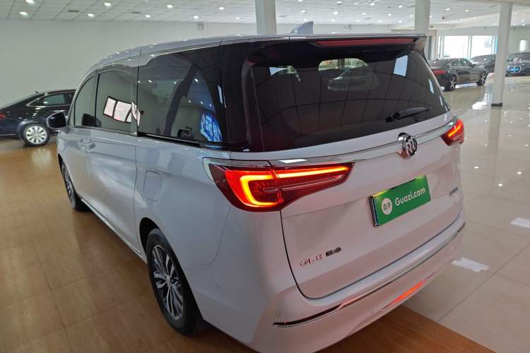 Used Buick GL8 2023 ES Lu Zun Deluxe Model Exterior 2