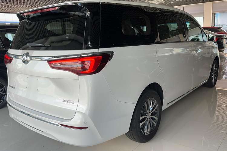 Used Buick GL8 2023 ES Lu Zun Comfort Model Exterior 3