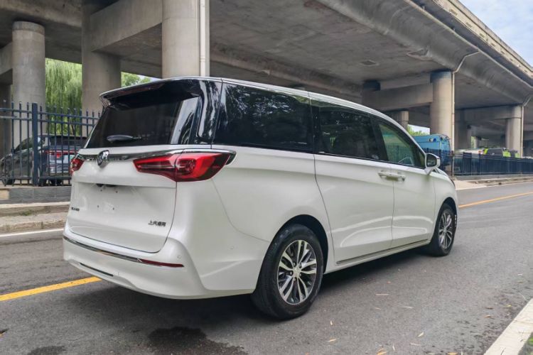 Used Buick GL8 2023 ES Lu Zun Deluxe Model Exterior 4
