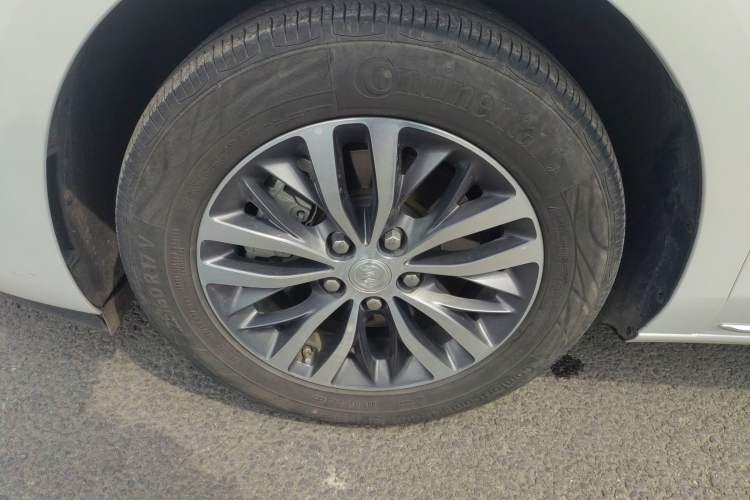 Used Buick GL8 2023 ES Lu Zun Comfort Model Exterior 4