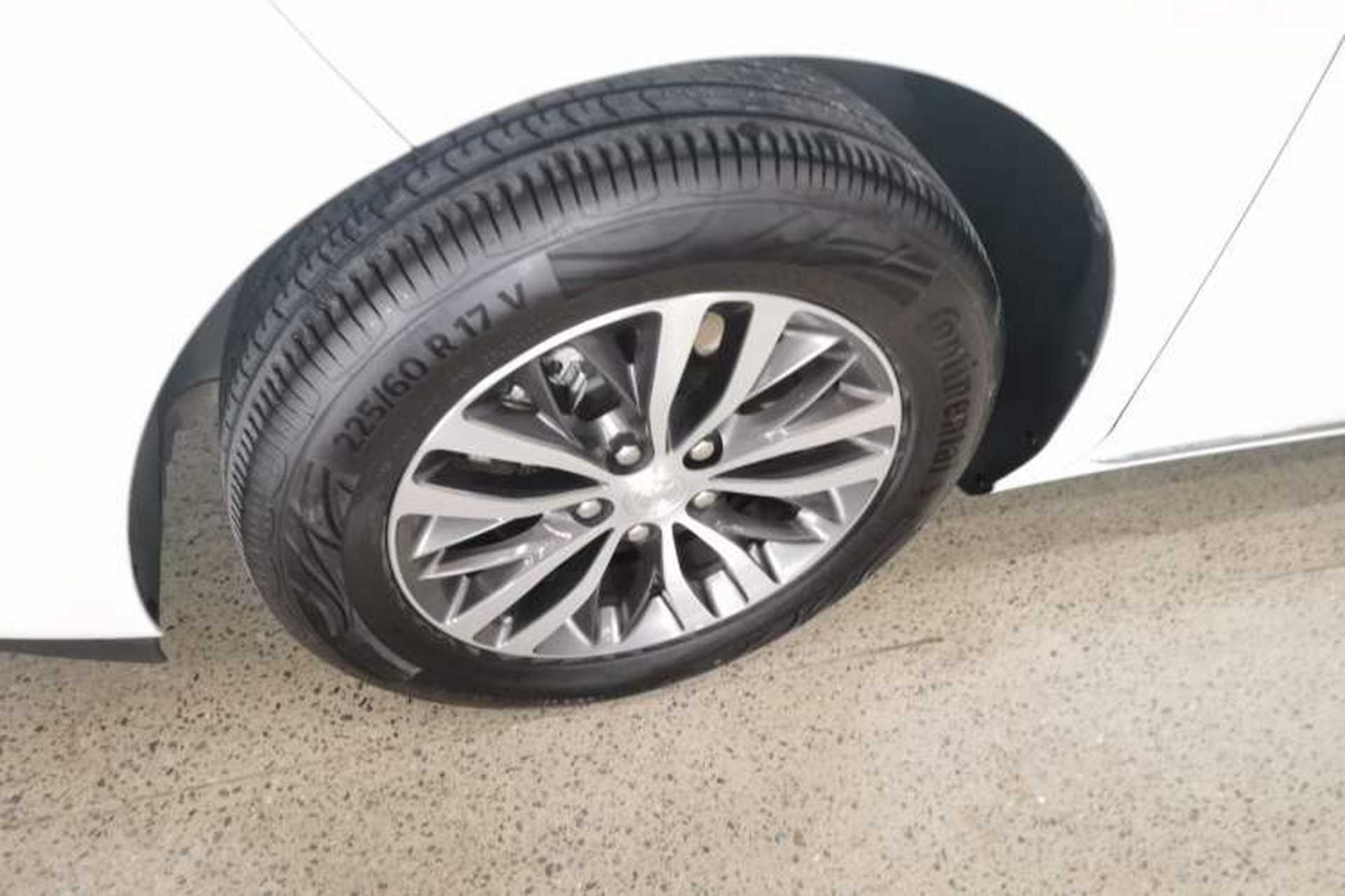 Used Buick GL8 2023 ES Lu Zun Comfort Model Exterior 4