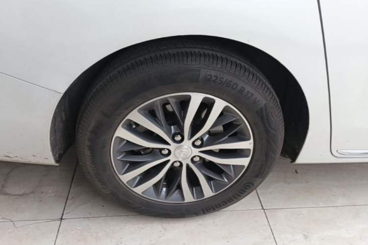 Used Buick GL8 2023 ES Lu Zun Deluxe Model Exterior 5