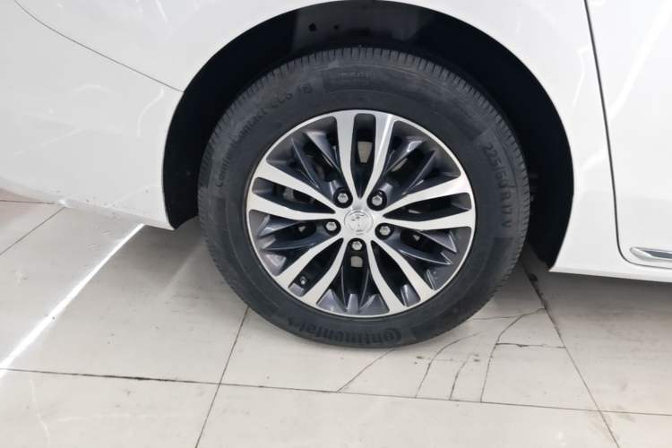 Used Buick GL8 2023 ES Lu Zun Comfort Model Exterior 5