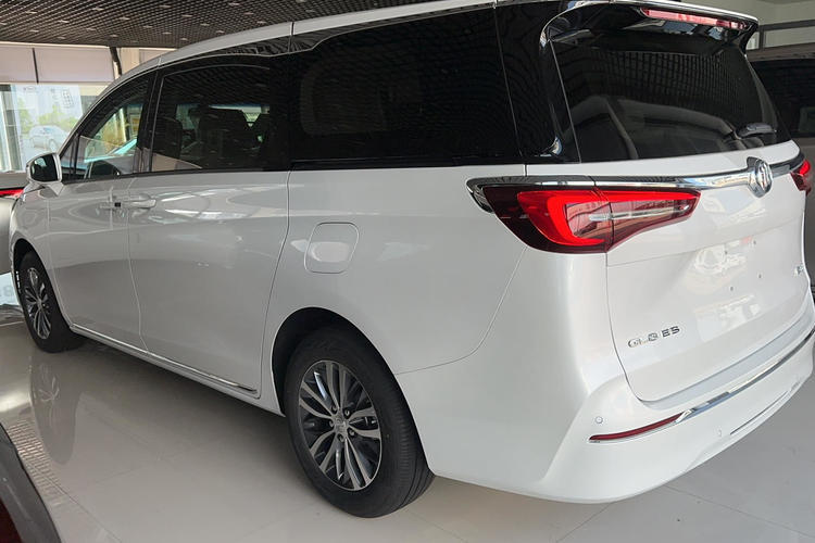 Used Buick GL8 2023 ES Lu Zun Comfort Model Exterior 5