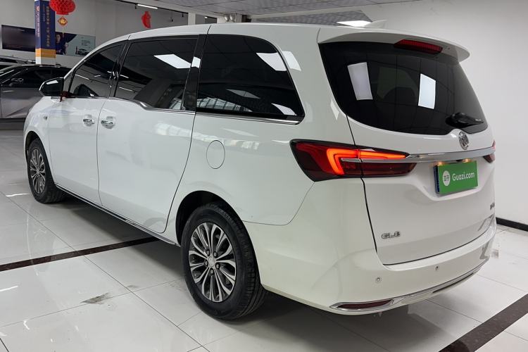 Used Buick GL8 2023 Facelifted Land Cruiser Executive Luxury Version Exterior 5