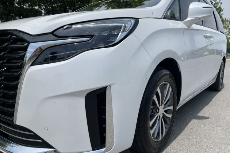 Used Buick GL8 2023 ES Lu Zun Deluxe Model Exterior 6