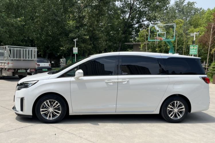 Used Buick GL8 2023 ES Lu Zun Deluxe Model Exterior 6