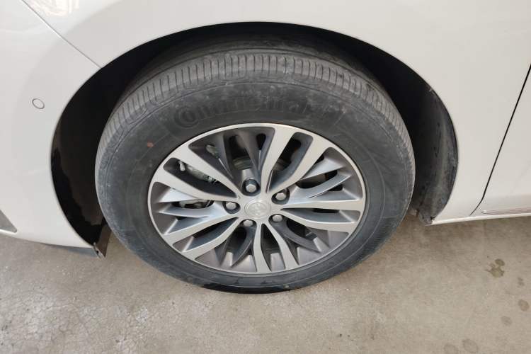 Used Buick GL8 2023 ES Lu Zun Deluxe Model Exterior 7