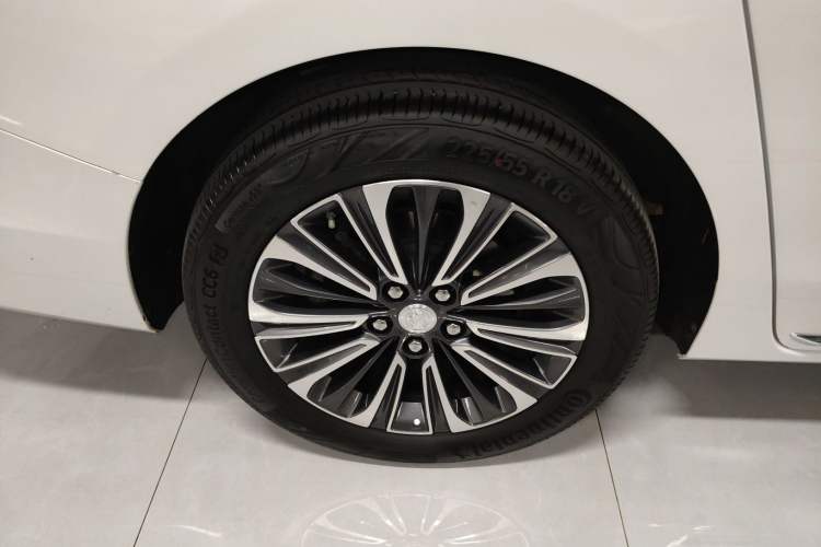 Used Buick GL8 2023 ES Lu Zun Luxury Model Exterior 8