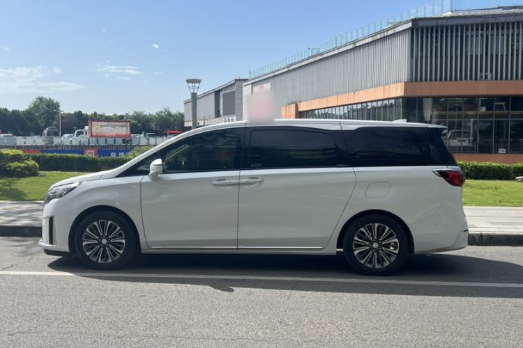 Used Buick GL8 2023 ES Lu Zun Flagship Model Exterior 9