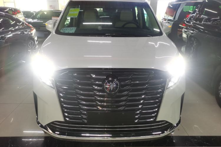 Used Buick GL8 2023 ES Lu Zun Deluxe Model Front