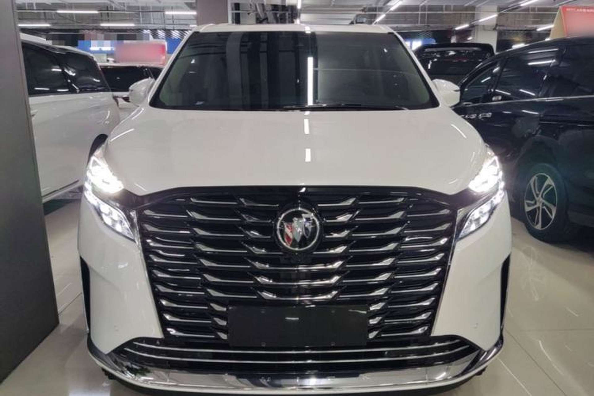 Used Buick GL8 2023 ES Lu Zun Deluxe Model Front