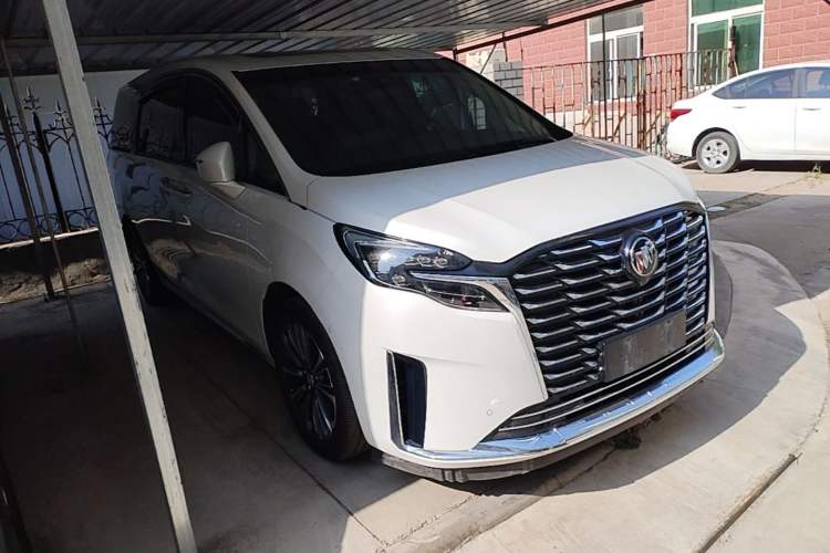 Used Buick GL8 2023 ES Lu Zun Luxury Model Front Right 45 Deg