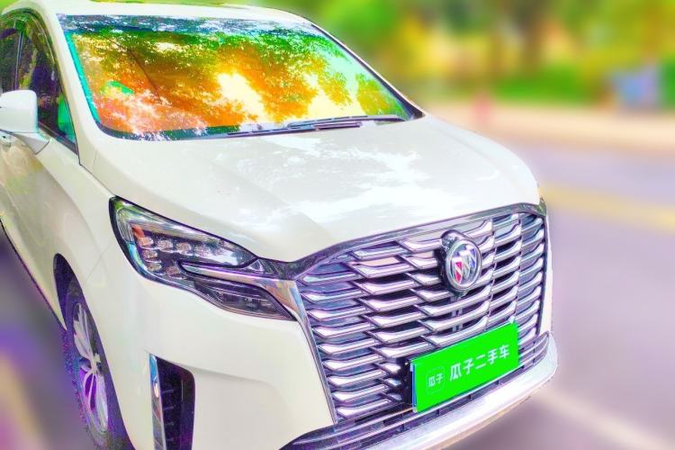 Used Buick GL8 2023 ES Lu Zun Comfort Model Front Right 45 Deg