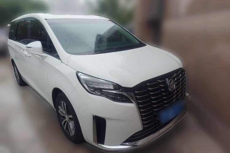 Used Buick GL8 2023 ES Lu Zun Deluxe Model Front Right 45 Deg