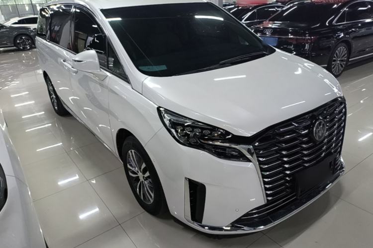 Used Buick GL8 2023 ES Lu Zun Deluxe Model Front Right 45 Deg