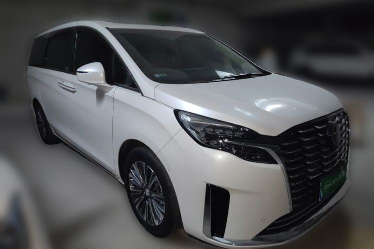 Used Buick GL8 2023 ES Lu Zun Luxury Model Front Right 45 Deg