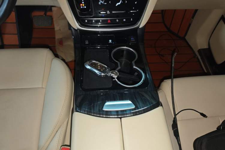 Used Buick GL8 2023 ES Lu Zun Deluxe Model Gear Lever