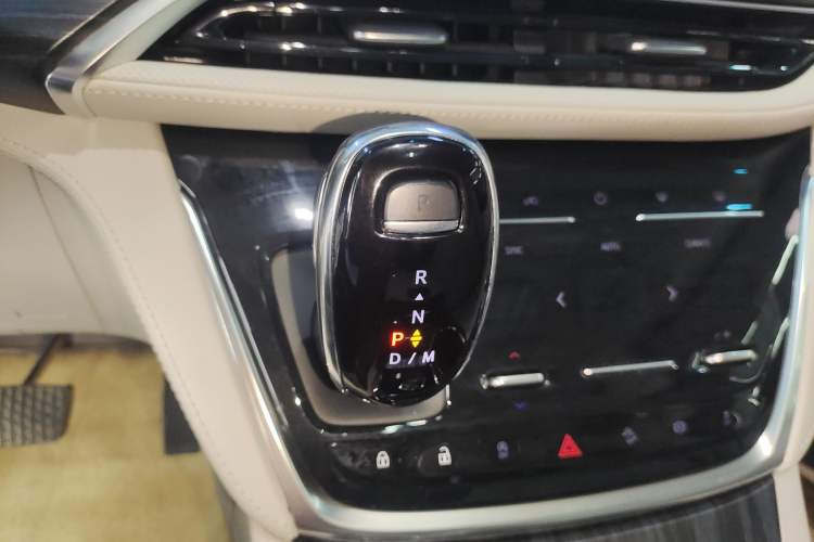 Used Buick GL8 2023 ES Lu Zun Comfort Model Gear Lever