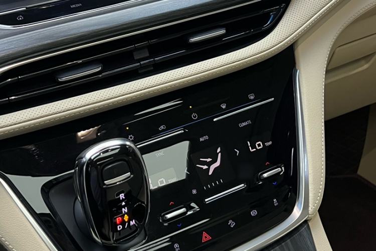 Used Buick GL8 2023 ES Lu Zun Luxury Edition and Yue Version Gear Lever