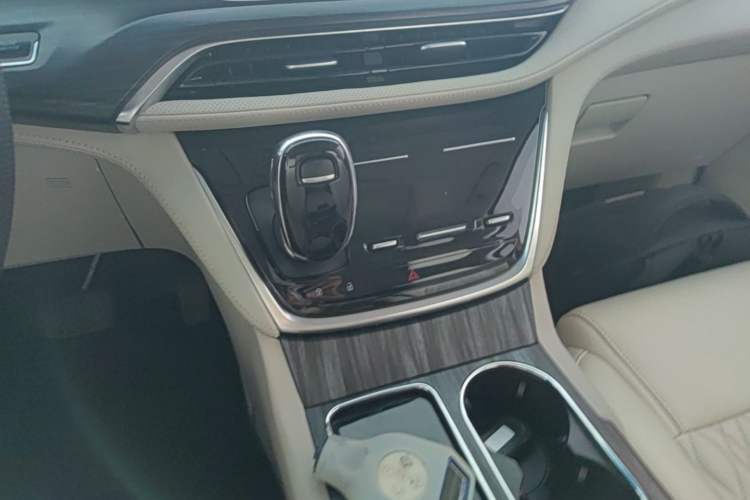 Used Buick GL8 2023 ES Lu Zun Comfort Model Gear Lever