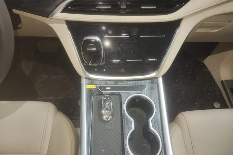 Used Buick GL8 2023 ES Lu Zun Deluxe Model Gear Lever