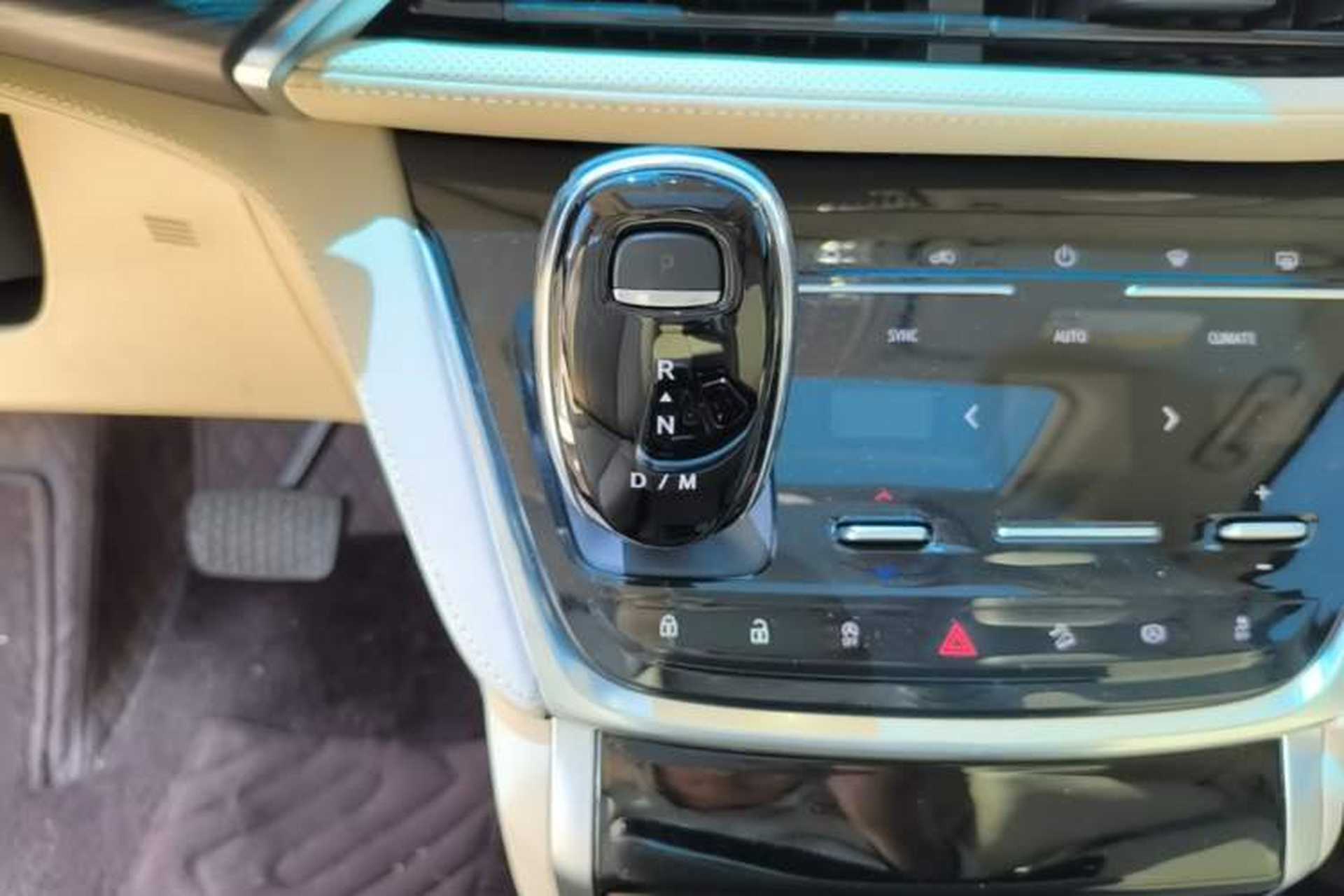 Used Buick GL8 2023 ES Lu Zun Deluxe Model Gear Lever