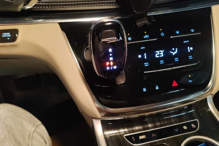 Used Buick GL8 2023 Land Executive Class Smart Enjoyment Model Gear Lever