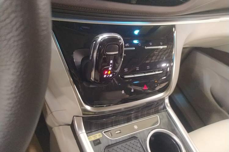 Used Buick GL8 2023 Land Executive Class Smart Enjoyment Model Gear Lever