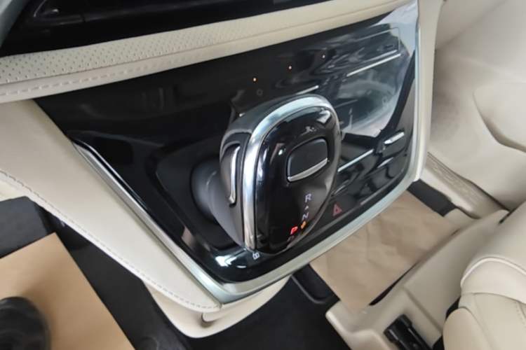 Used Buick GL8 2023 ES Lu Zun Deluxe Model Gear Lever