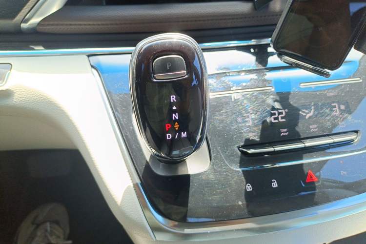 Used Buick GL8 2023 Land Executive Class Comfort Model Gear Lever