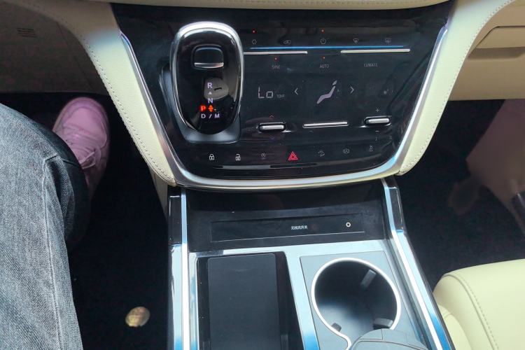 Used Buick GL8 2023 ES Lu Zun Deluxe Model Gear Lever