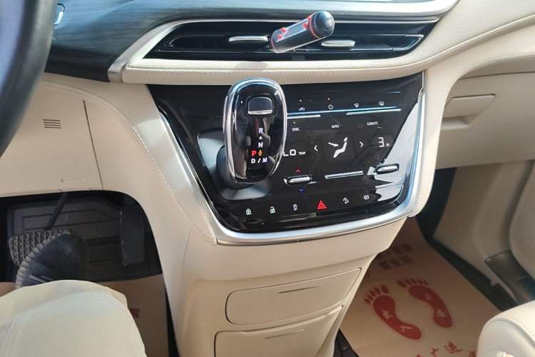 Used Buick GL8 2023 ES Lu Zun Deluxe Model Gear Lever