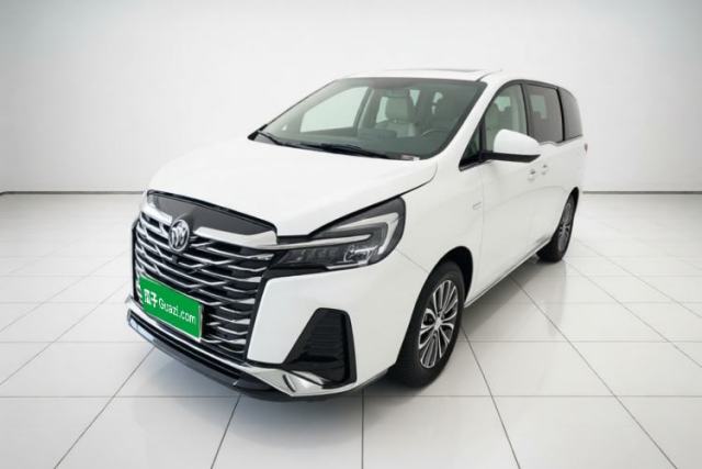 Ojetý Buick GL8 2023 Facelifted Land Cruiser Executive Luxury Version
