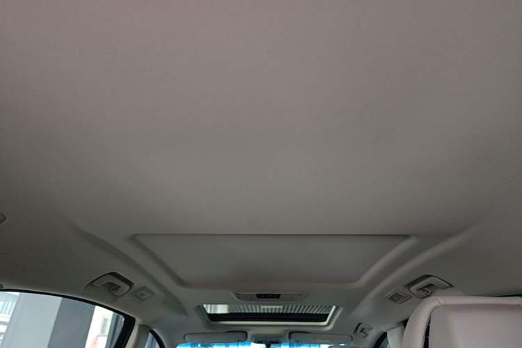 Used Buick GL8 2023 ES Lu Zun Comfort Model Headliner