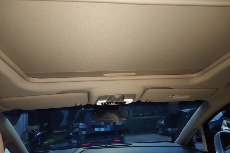 Used Buick GL8 2023 ES Lu Zun Luxury Model Headliner