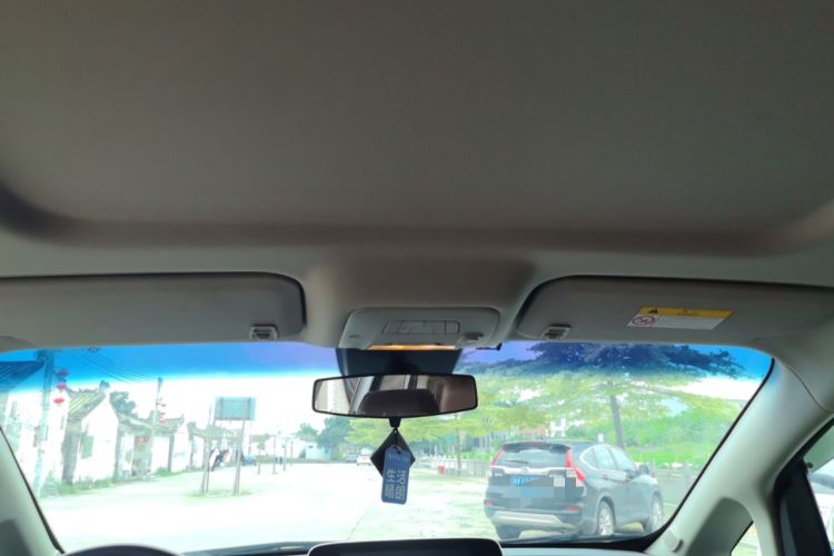 Used Buick GL8 2023 Land Executive Class Comfort Model Headliner
