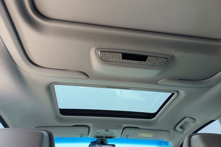 Used Buick GL8 2023 ES Lu Zun Luxury Edition and Yue Version Headliner