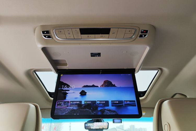 Used Buick GL8 2023 ES Lu Zun Deluxe Model Headliner