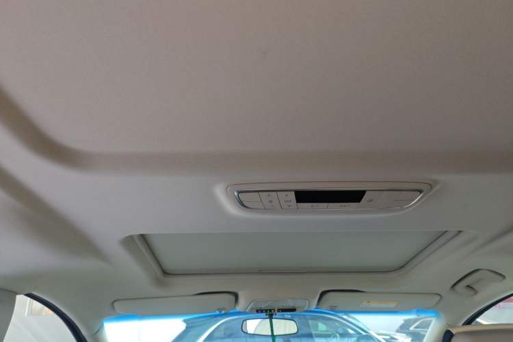 Used Buick GL8 2023 ES Lu Zun Comfort Model Headliner