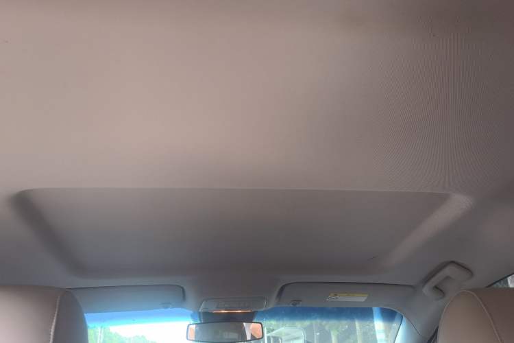 Used Buick GL8 2023 Land Executive Class Smart Enjoyment Model Headliner