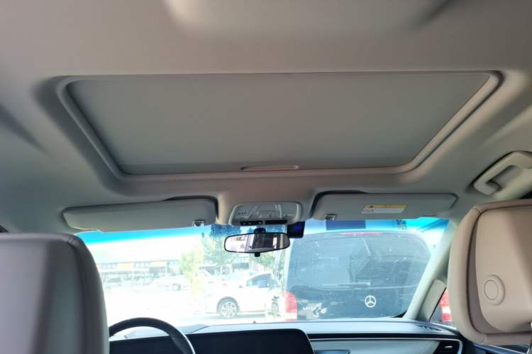 Used Buick GL8 2023 ES Lu Zun Comfort Model Headliner