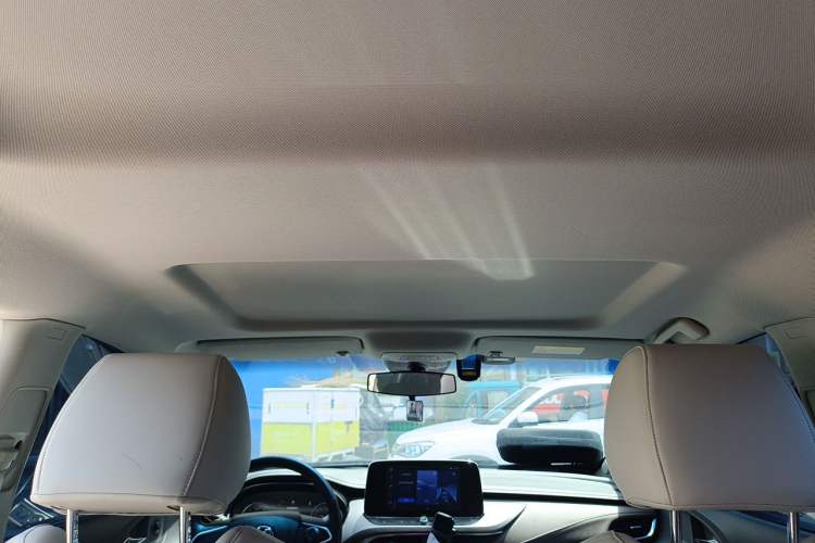 Used Buick GL8 2023 Land Executive Class Comfort Model Headliner