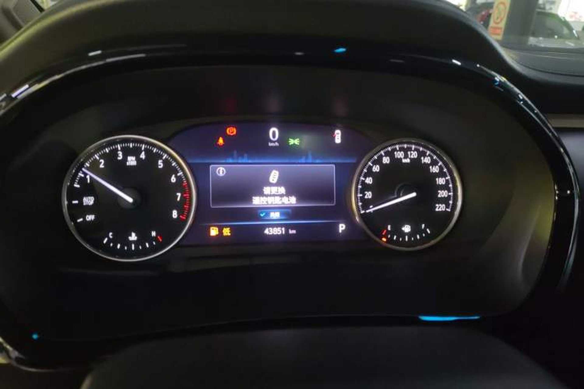 Used Buick GL8 2023 Facelifted Land Cruiser Executive Luxury Version Instrument Cluster